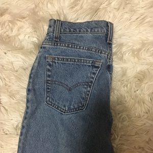 Vintage High Waisted Levi Mom Jeans